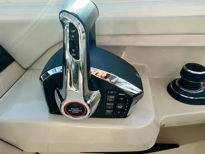 New Listing Yacht Photos Pics 