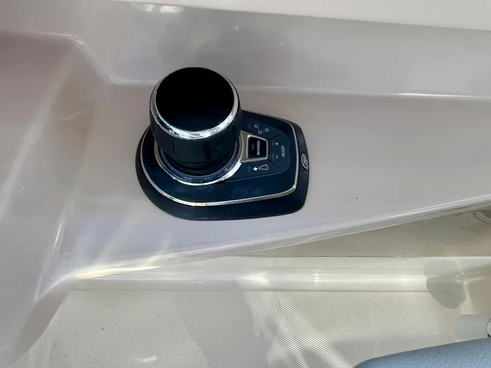 New Listing Yacht Photos Pics 