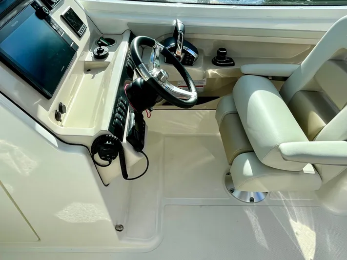 New Listing Yacht Photos Pics 