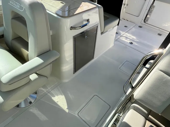 New Listing Yacht Photos Pics 