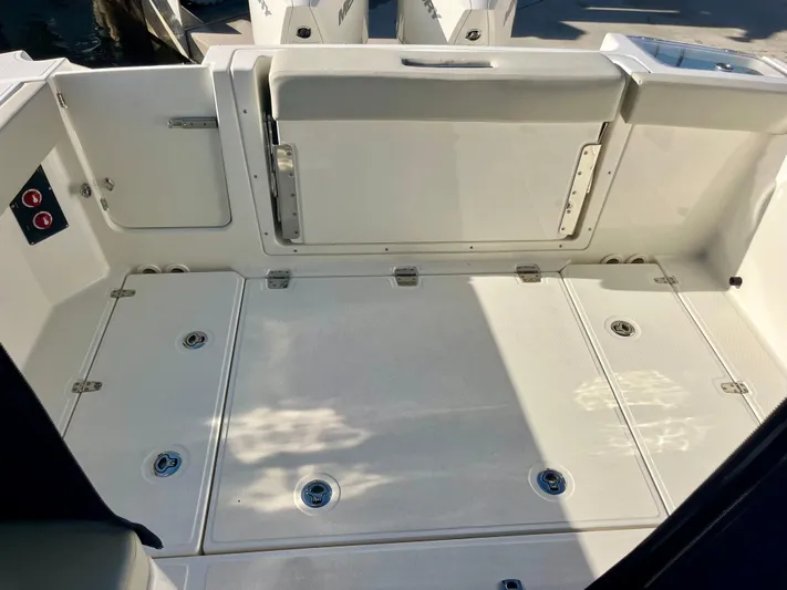 New Listing Yacht Photos Pics 