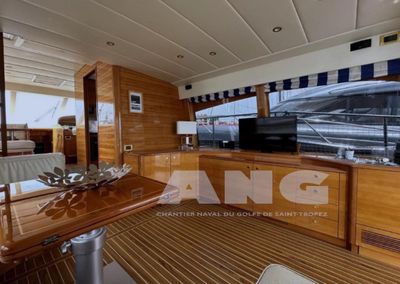Yacht