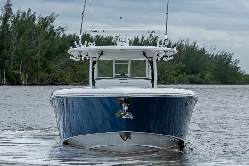 Riptide Yacht Photos Pics 