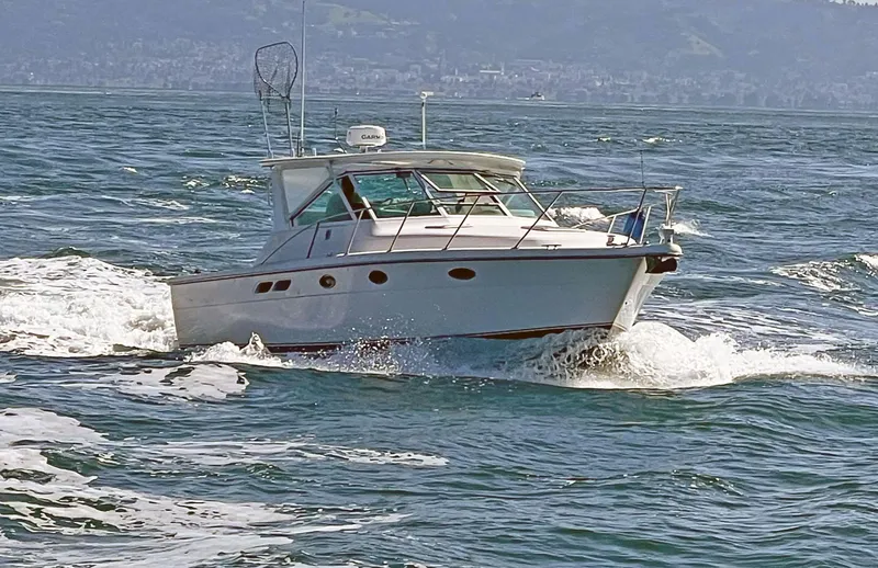 Nooner Yacht Photos Pics 