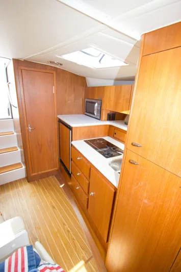 Nooner Yacht Photos Pics 