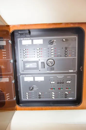 Nooner Yacht Photos Pics 