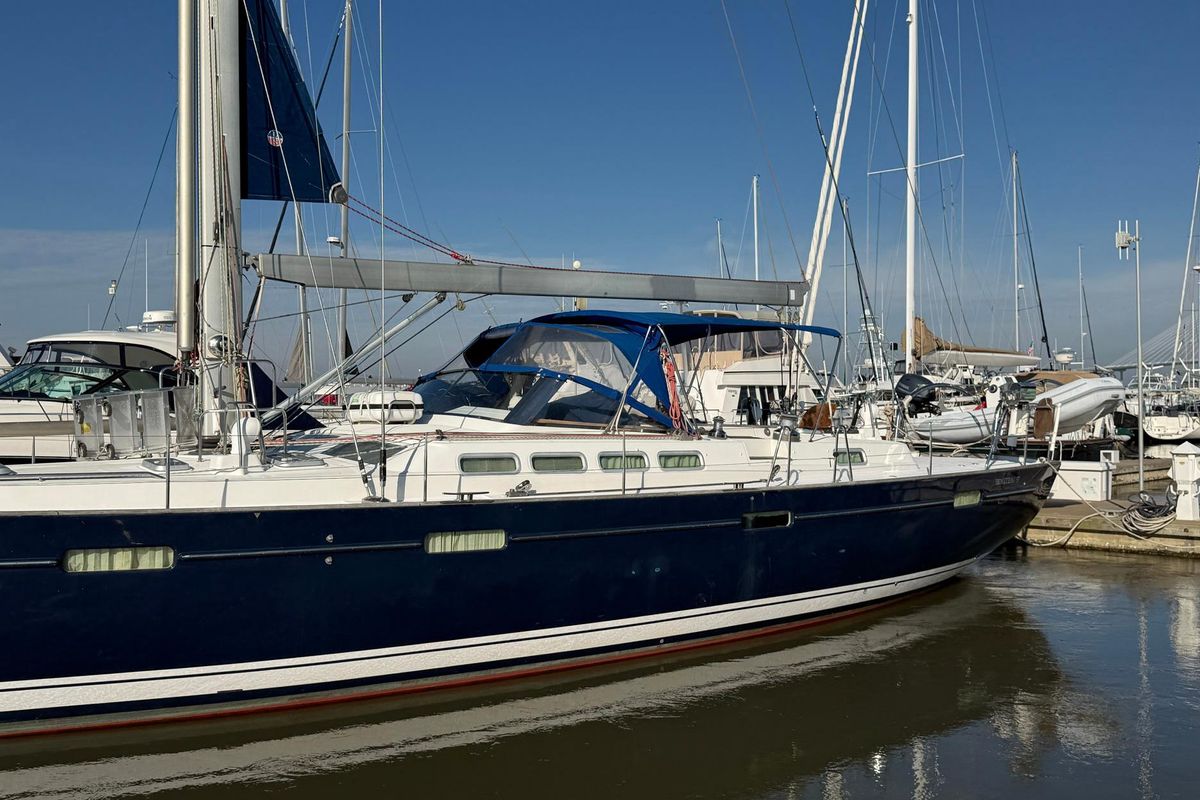 2004 Beneteau 57 