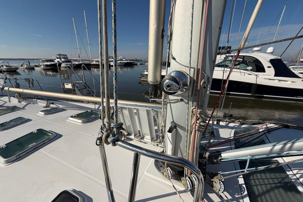 2004 Beneteau 57 