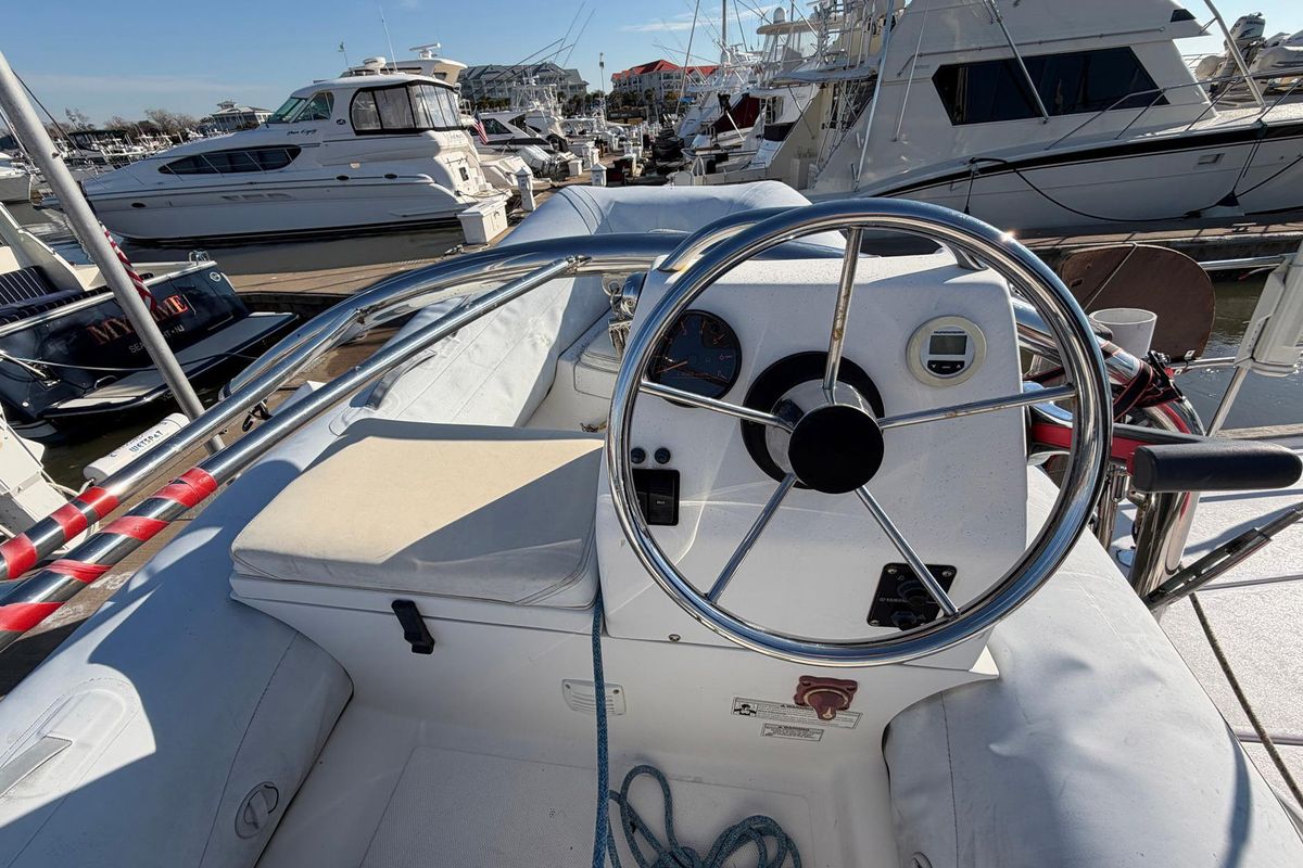 2004 Beneteau 57 