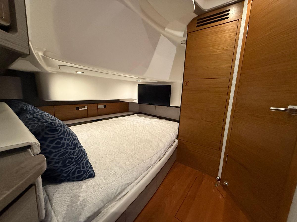 2023 Tiara Yachts 43 
