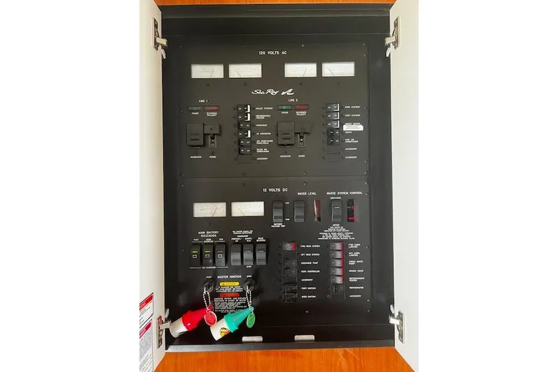 Lyman Zerga Yacht Photos Pics Electrical control panel of a 2001 Sea Ray 380 Sundancer boat.