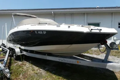 NauticStar 243 DC