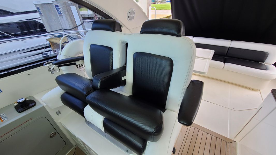 2013 Sea Ray 470 Sundancer