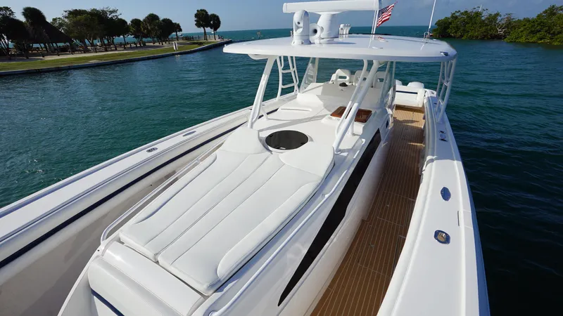 Audacious Yacht Photos Pics 2016 Intrepid 475 Panacea luxury boat with spacious deck and sunbathing area.