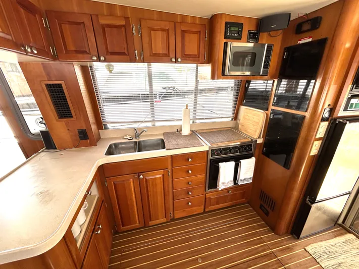 Southern Cross Yacht Photos Pics 