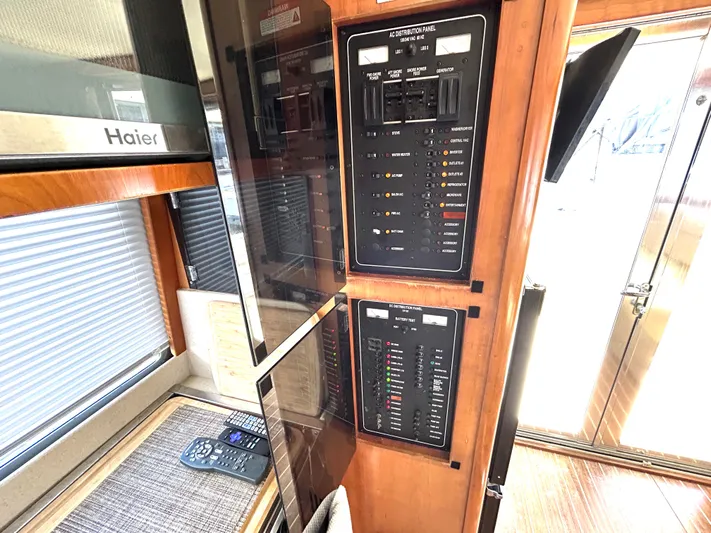 Southern Cross Yacht Photos Pics 