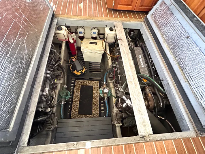 Southern Cross Yacht Photos Pics 