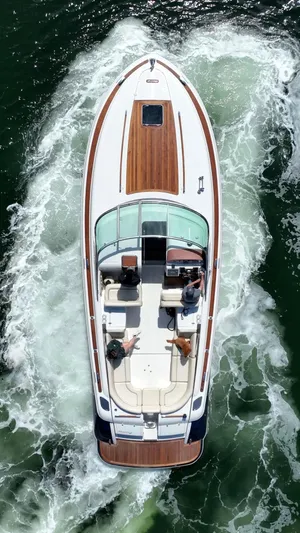 Soleil'd Back Yacht Photos Pics 