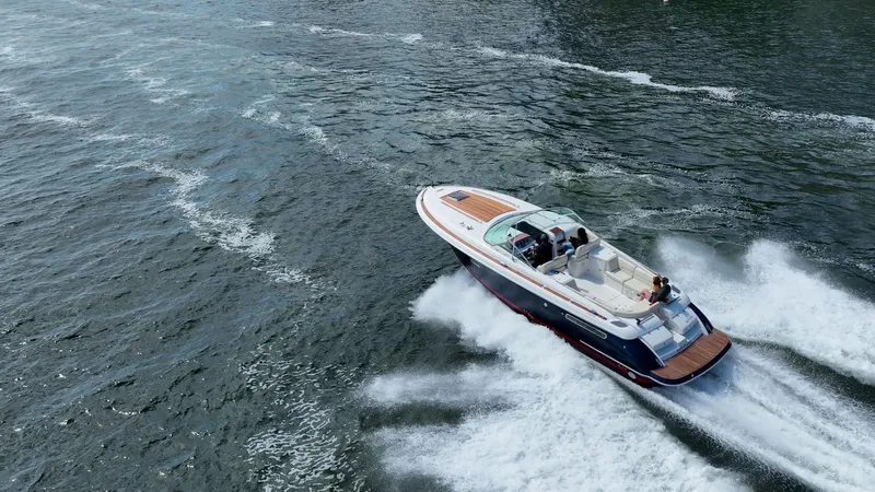 Soleil'd Back Yacht Photos Pics 