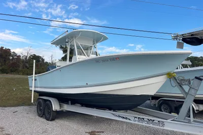 Regulator 23 Forward Seating