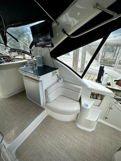 Corsair Yacht Photos Pics Wet bar