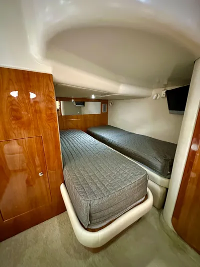 Corsair Yacht Photos Pics Second cabin