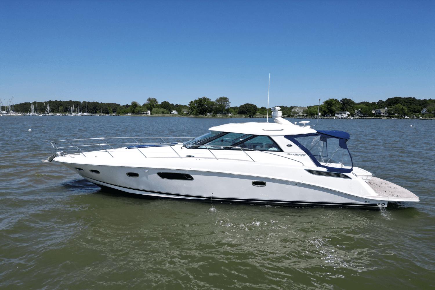 2011 Sea Ray 450 Sundancer Sports Cruiser for sale - YachtWorld