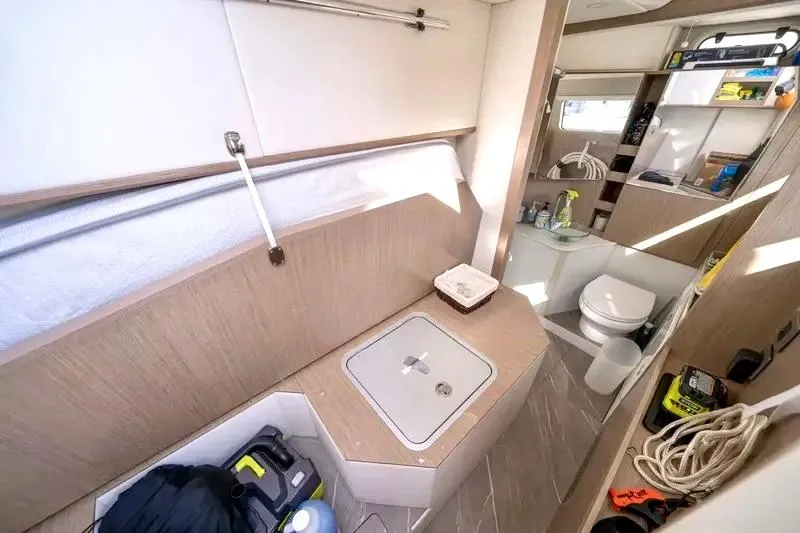 Porto Bene Yacht Photos Pics Crew Quarters / Utility Room & Head