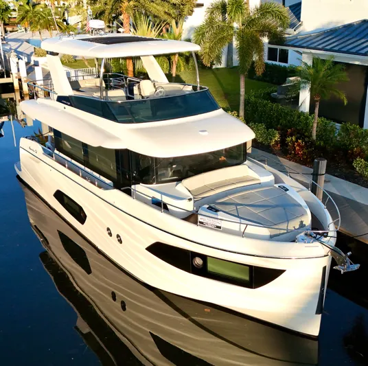 Porto Bene Yacht Photos Pics Exterior @ Dock