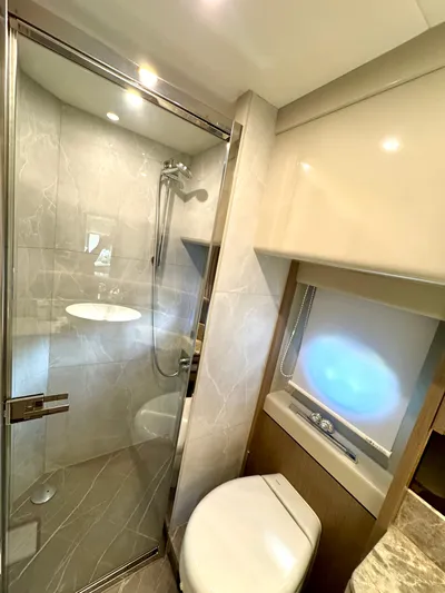 Porto Bene Yacht Photos Pics Master StateRoom - Shower
