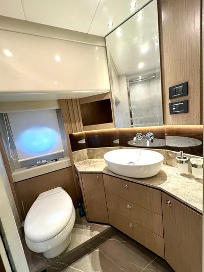 Porto Bene Yacht Photos Pics Master StateRoom Head / Shower