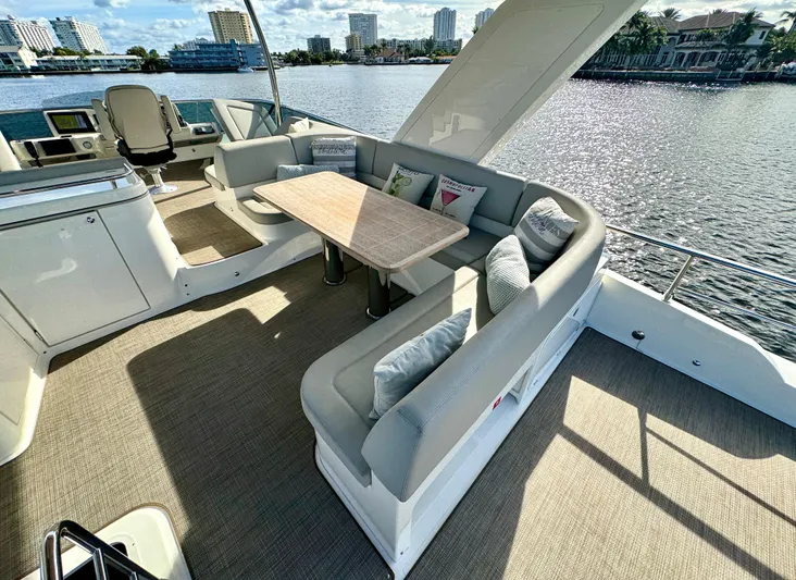 Porto Bene Yacht Photos Pics 