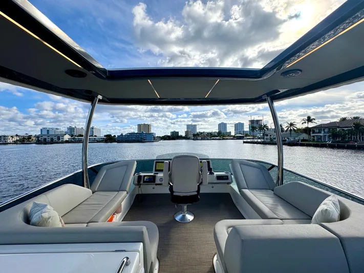 Porto Bene Yacht Photos Pics 