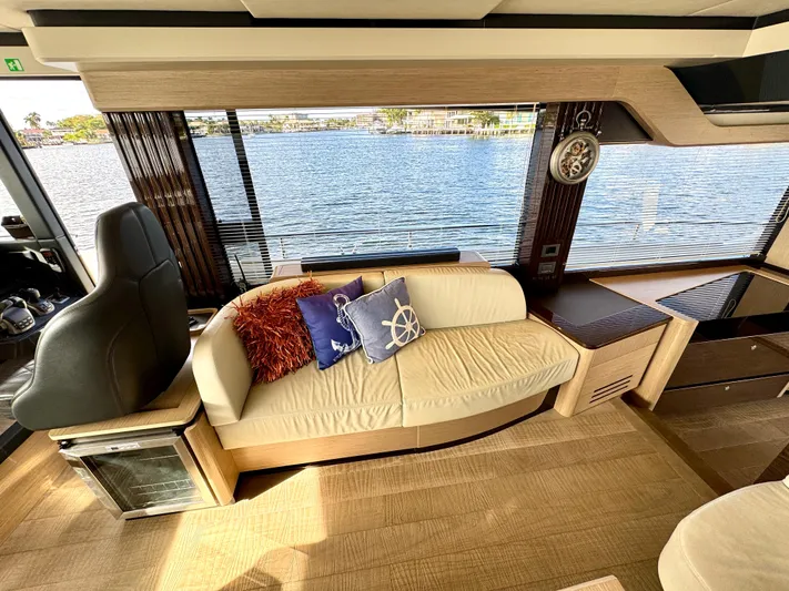 Porto Bene Yacht Photos Pics 