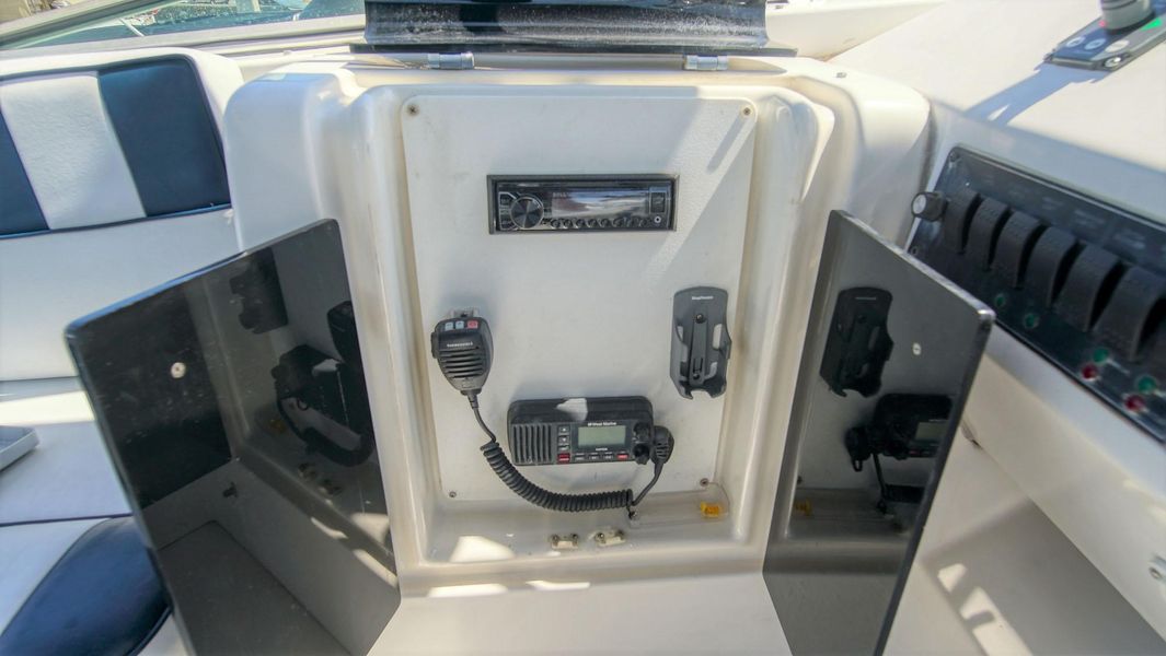 2001 Bayliner 4788 W/Thrusters-Motivated Seller