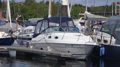 Regal 258 Commodore