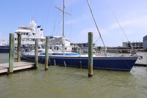 MacGregor 65 Pilothouse