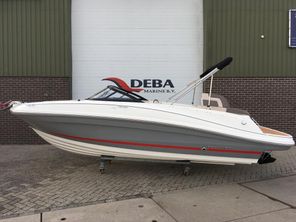 2023 Bayliner VR5 Inboard