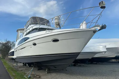 Carver 396 Motor Yacht