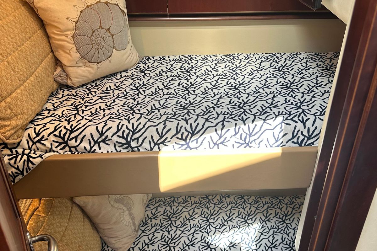 2005 Sea Ray 50 