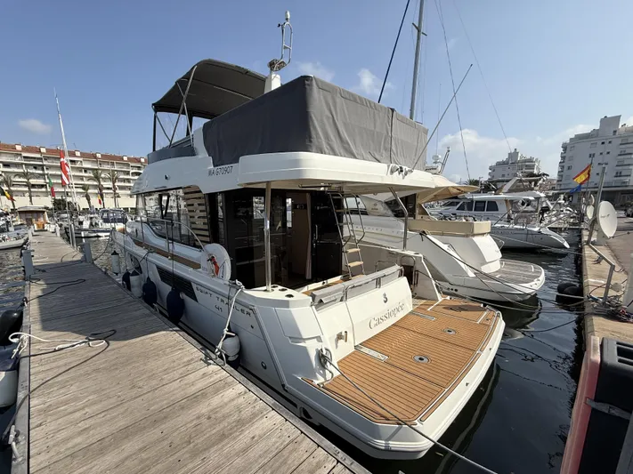 Cassiopee Yacht Photos Pics 