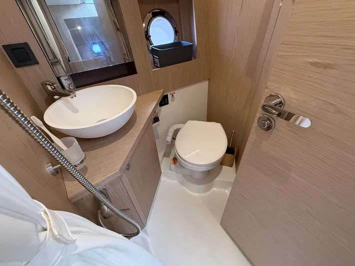 Cassiopee Yacht Photos Pics 