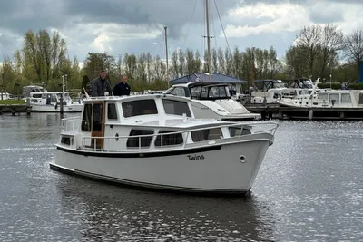 1982 Debo Kruiser 10.50 AK