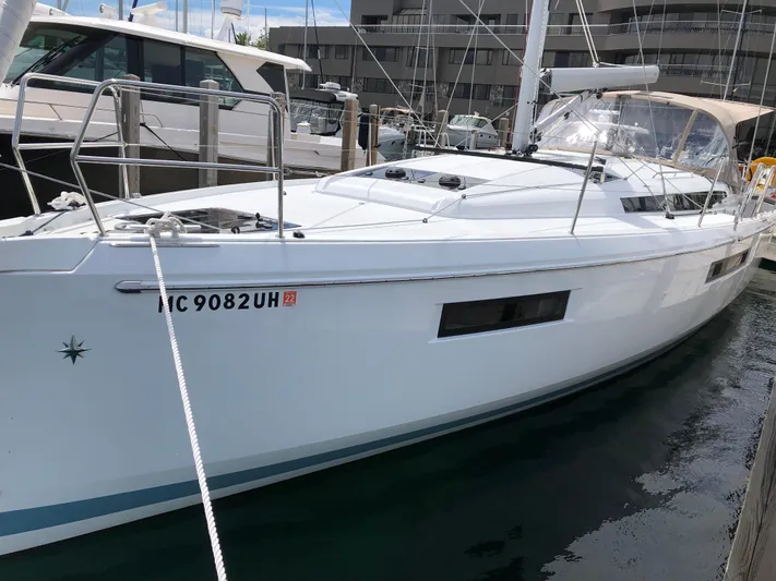 West Wind Yacht Photos Pics 