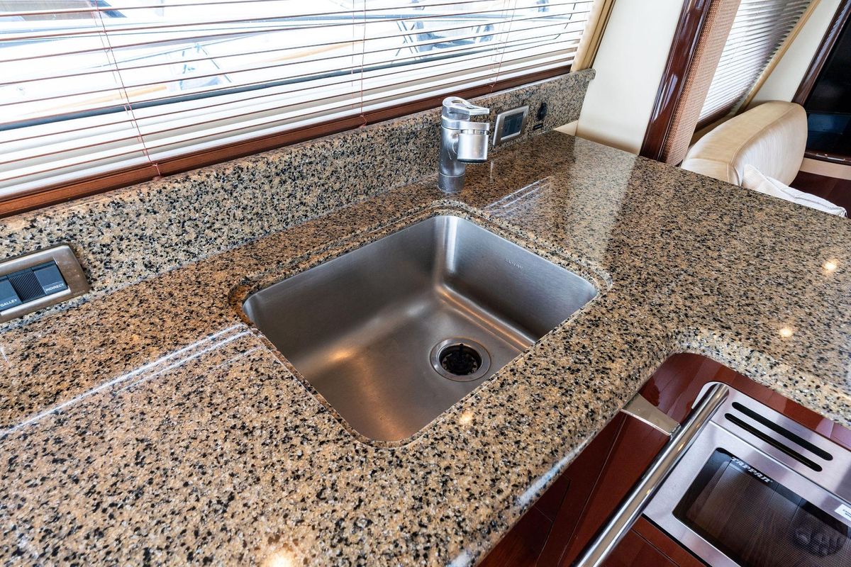 2007 Sea Ray 58 