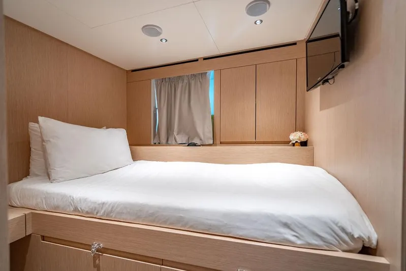 The Wolf Yacht Photos Pics 