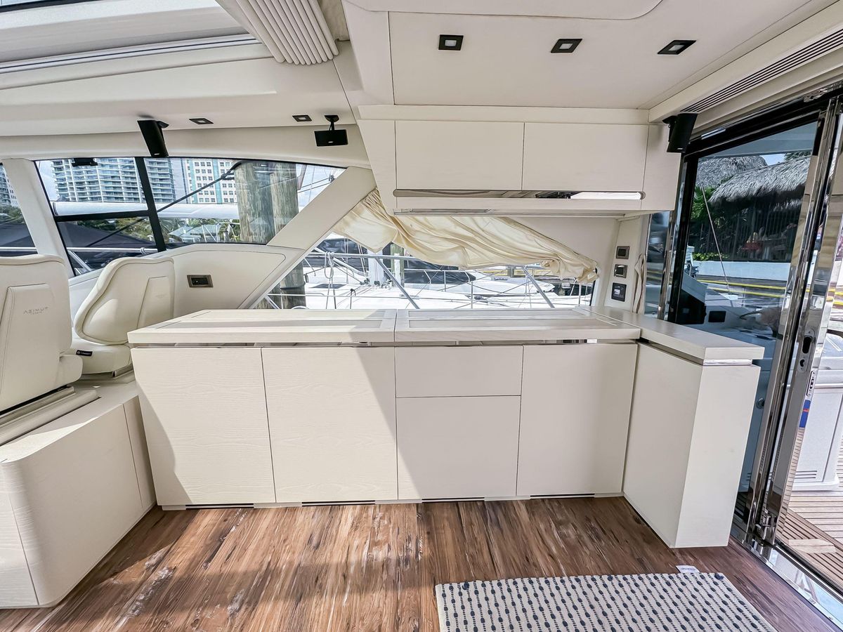2016 Azimut 55 