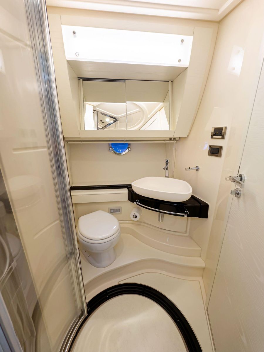 2016 Azimut 55 