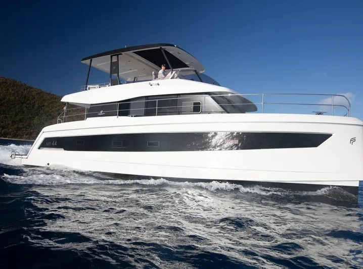 Wild Blue Yacht Photos Pics 