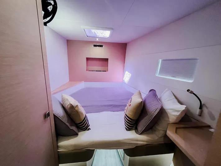 Wild Blue Yacht Photos Pics 